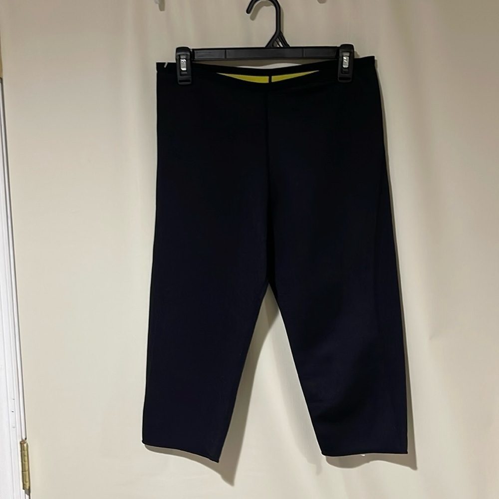 Hot Shapers Capris Women's Large NWOT